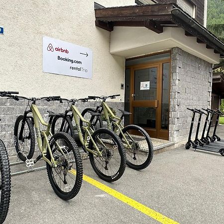 Panorama Apartment For 4 Near Zermatt Täsch Exteriör bild